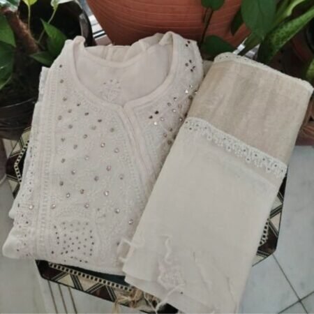 Chikankari On Soft Mul With  Addons.