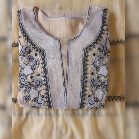 Soft mul Chikankari with poth and cutdana embroidery elegance redefined.