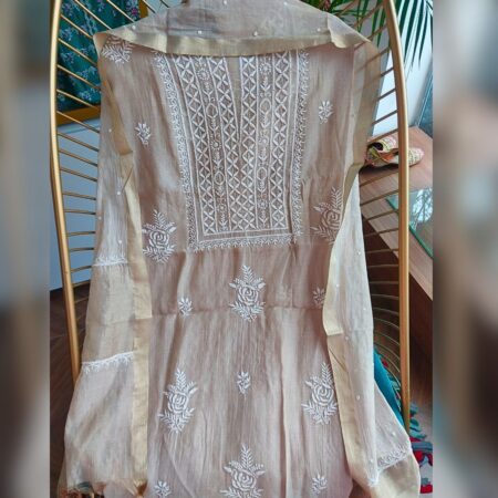 Elegance in every thread, Chikankari on Mul mul with thread work.