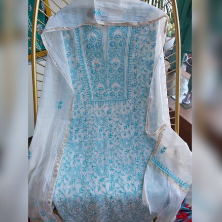 Elegance in every thread, Chikankari on Mul mul with poth work and cutdana work.