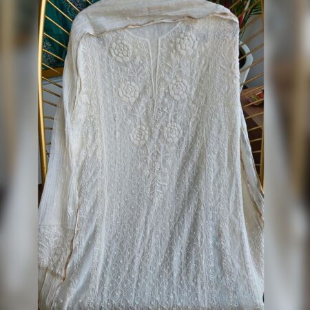Elegance in every thread, Chikankari on Mul mul with poth work and cutdana work.
