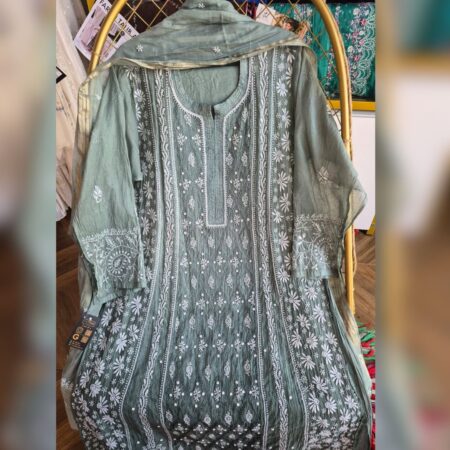 Elegance in every thread, Chikankari on Mul mul with poth and cutdana work.