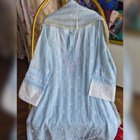 Elegance in every thread, Chikankari on Mul mul with poth and cutdana work.